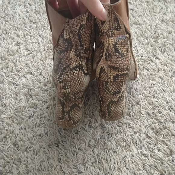 Matisse birdie brown suede snake print heeled booties sz 9 - Picture 7 of 8